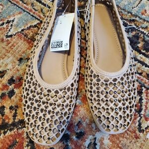 H&M Beige Cutout Flats